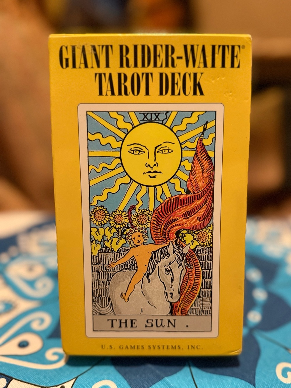 Giant Rider-Waite Tarot Deck by Pamela C.  Smith
